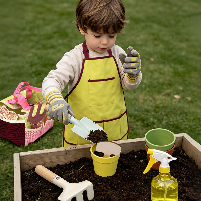 キッズガーデンツールセットごっこ遊び屋外シャベル熊手鍬水まき - Gardening Tools Kids Set のレビューと価格